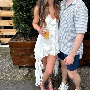 Show Me Your MuMu Size XXS Ruffle White Dress